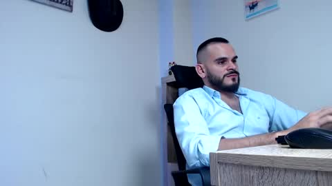 Esteban Fernandez online show from March 13, 2026, 4:19 am