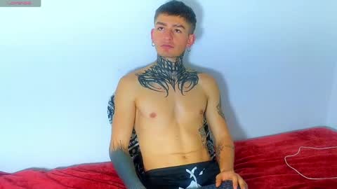 Esteban independent model online show from April 20, 2026, 1:47 pm