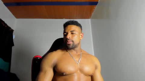 Snapshot of estebanlobo chatting on September 30, 2025, 9:42 pm estebanlobo online show from September 30, 2025, 9:42 pm