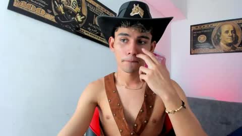 Snapshot of estebanperez_ chatting on December 30, 2024, 12:20 pm Esteban online show from December 30, 2024, 12:20 pm