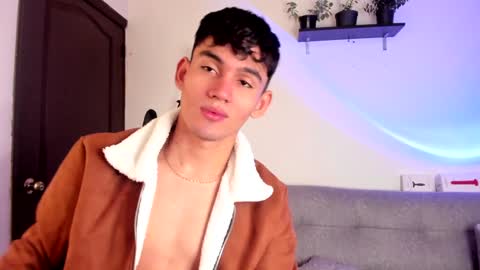 Snapshot of estebanperez_ chatting on January 29, 2025, 1:07 pm Esteban online show from January 29, 2025, 1:07 pm