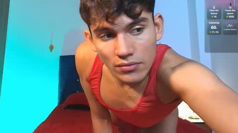 Snapshot of estebanperez_ chatting on March 8, 2025, 1:47 pm Esteban online show from March 8, 2025, 1:47 pm