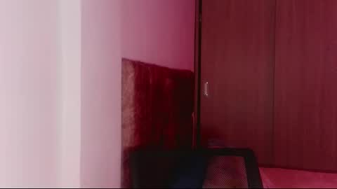 estefa1 online show from November 21, 2025, 3:00 pm