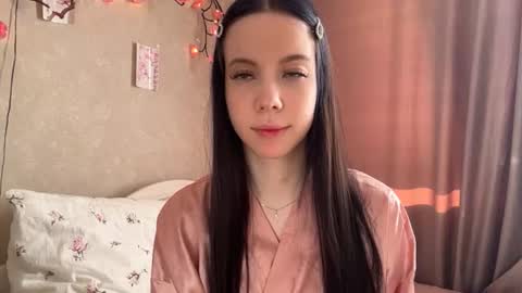 Snapshot of estellezdebski chatting on July 19, 2026, 2:32 pm estellezdebski online show from July 19, 2026, 2:32 pm