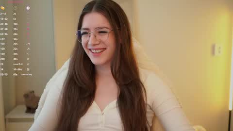Ester online show from May 28, 2026, 3:59 am