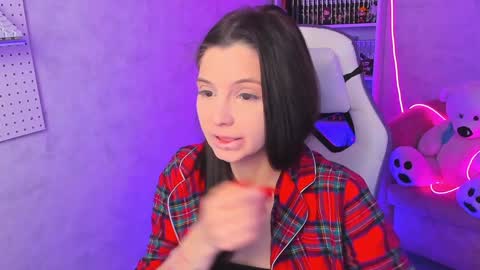 Snapshot of estercollins chatting on January 14, 2025, 3:01 am Ester online show from January 14, 2025, 3:01 am