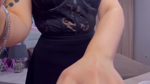 Snapshot of esterkiss chatting on January 11, 2025, 9:04 am Odelia online show from January 11, 2025, 9:04 am
