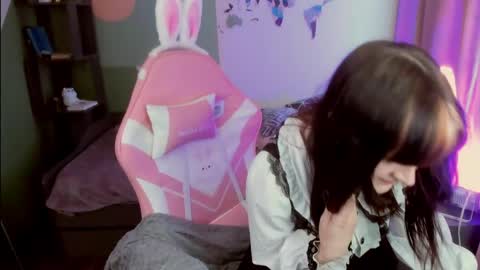 Ester  online show from May 23, 2026, 4:11 pm