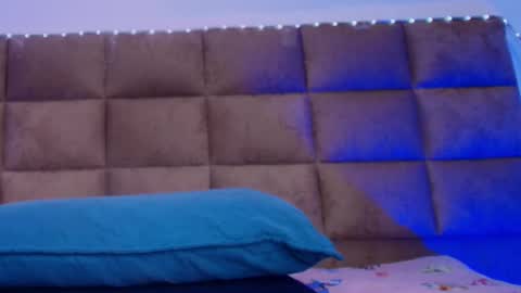 Estrella online show from October 2, 2025, 11:50 am