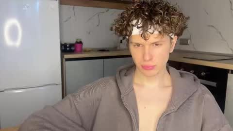 Alex online show from March 1, 2026, 11:56 am