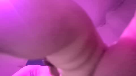 et528007 online show from September 20, 2025, 6:09 pm