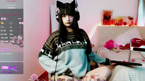 Moon online show from November 10, 2025, 8:30 pm