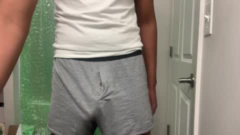 Snapshot of eternalloverboy chatting on January 13, 2025, 2:18 am Angel online show from January 13, 2025, 2:18 am