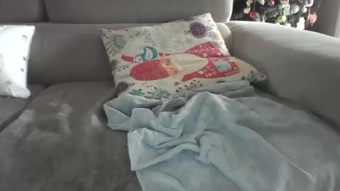 Snapshot of etextratestacle chatting on December 3, 2024, 4:14 am ET online show from December 3, 2024, 4:14 am