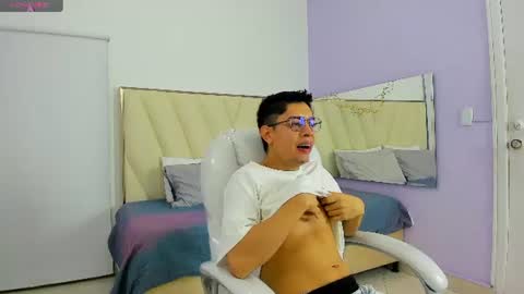 ethan12_ online show from July 7, 2026, 3:20 am