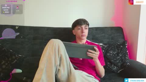 ethan and ava online show from March 11, 2026, 1:06 pm