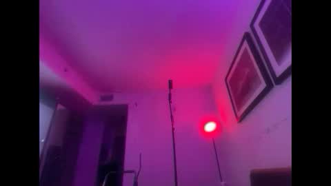 Snapshot of ethan_astrid chatting on October 9, 2025, 9:51 am Bustedpussy online show from October 9, 2025, 9:51 am