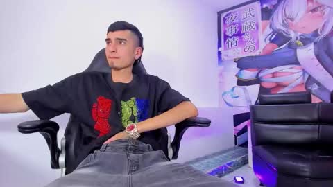 Snapshot of ethan_boy_ chatting on September 25, 2025, 9:18 pm Ethan online show from September 25, 2025, 9:18 pm