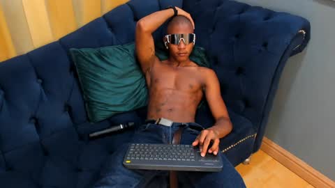 Snapshot of ethan_fox11 chatting on January 27, 2025, 5:37 pm King Ethan online show from January 27, 2025, 5:37 pm