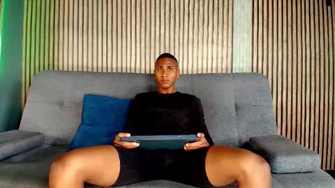 Snapshot of ethan_fox11 chatting on October 31, 2025, 2:51 pm King Ethan online show from October 31, 2025, 2:51 pm