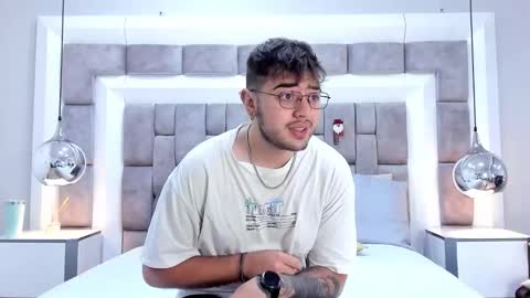 Snapshot of ethan_greys chatting on November 18, 2025, 3:45 am ethan_greys online show from November 18, 2025, 3:45 am