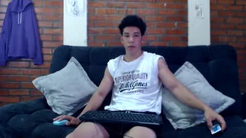 Snapshot of ethan_noir chatting on December 9, 2024, 9:05 pm Ethan Noir online show from December 9, 2024, 9:05 pm