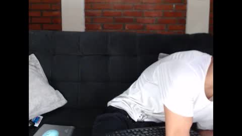 Snapshot of ethan_noir chatting on December 20, 2024, 1:03 am Ethan Noir online show from December 20, 2024, 1:03 am