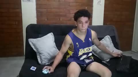 Snapshot of ethan_noir chatting on December 23, 2024, 11:17 pm Ethan Noir online show from December 23, 2024, 11:17 pm