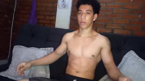 Snapshot of ethan_noir chatting on December 28, 2024, 9:51 pm Ethan Noir online show from December 28, 2024, 9:51 pm