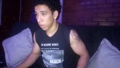 Snapshot of ethan_noir chatting on January 3, 2025, 11:01 pm Ethan Noir online show from January 3, 2025, 11:01 pm