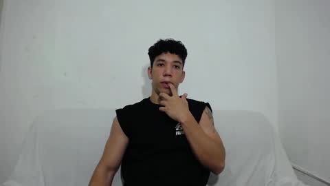 Snapshot of ethan_noir chatting on February 13, 2025, 8:24 pm Ethan Noir online show from February 13, 2025, 8:24 pm