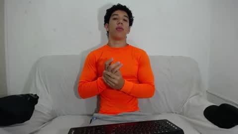 Snapshot of ethan_noir chatting on February 19, 2025, 3:38 pm Ethan Noir online show from February 19, 2025, 3:38 pm