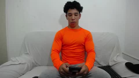 Snapshot of ethan_noir chatting on February 19, 2025, 6:43 pm Ethan Noir online show from February 19, 2025, 6:43 pm