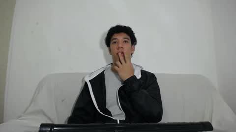 Snapshot of ethan_noir chatting on February 21, 2025, 6:26 pm Ethan Noir online show from February 21, 2025, 6:26 pm