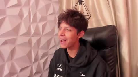 Ethan online show from July 14, 2026, 11:49 am