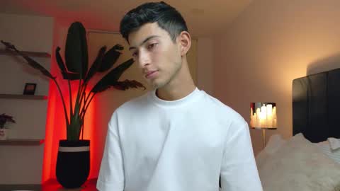 Joan online show from December 22, 2025, 4:31 am