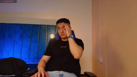 ethanconnor_ online show from October 6, 2025, 12:24 pm