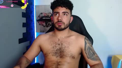 Snapshot of ethanhairy chatting on January 6, 2026, 8:01 pm Ethan online show from January 6, 2026, 8:01 pm