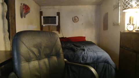 Snapshot of ethansteelexxx2 chatting on June 17, 2026, 1:30 am ethansteelexxx2 online show from June 17, 2026, 1:30 am