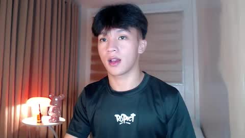 Snapshot of etherealboytoy4hire chatting on April 24, 2026, 3:03 pm Rey online show from April 24, 2026, 3:03 pm