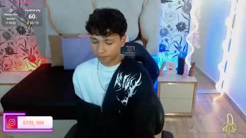 ette online show from October 27, 2025, 3:21 am