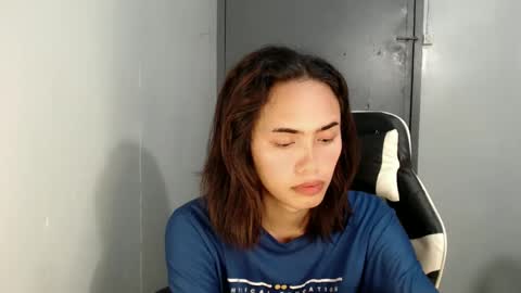 Snapshot of euniceariella21 chatting on January 3, 2025, 2:40 pm YELLA online show from January 3, 2025, 2:40 pm