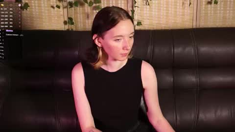 Snapshot of euphoria_girls chatting on October 19, 2025, 5:57 pm check about me online show from October 19, 2025, 5:57 pm