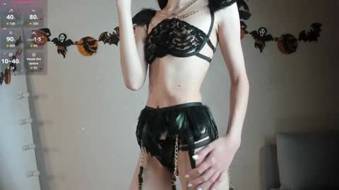 Snapshot of euphoria_life chatting on October 24, 2025, 8:05 pm Molly online show from October 24, 2025, 8:05 pm