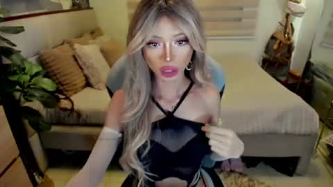 euphoric_goddess online show from July 25, 2026, 7:00 pm
