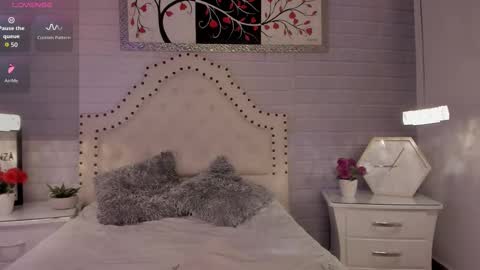 Snapshot of eureekaa chatting on September 27, 2025, 2:05 am Eurekaa online show from September 27, 2025, 2:05 am