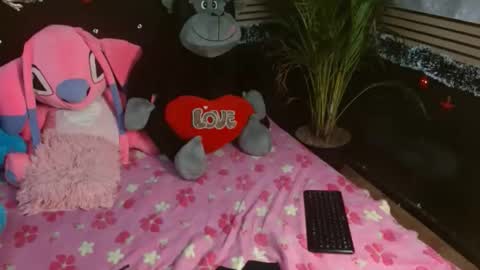 eva_06 online show from December 21, 2025, 12:40 am