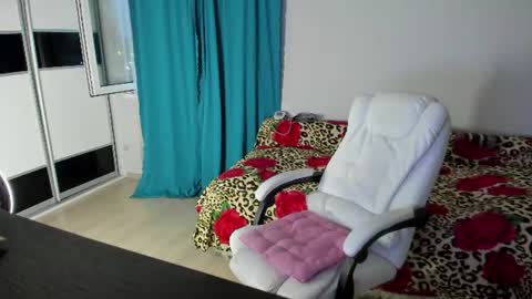 Eva online show from July 8, 2026, 8:46 pm