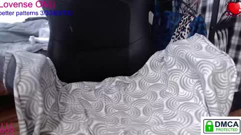 Snapshot of eva_blond_hot chatting on November 11, 2025, 9:20 am Eva online show from November 11, 2025, 9:20 am