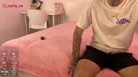 Snapshot of eva_curl chatting on January 7, 2025, 12:09 pm Hi were Eva and David online show from January 7, 2025, 12:09 pm